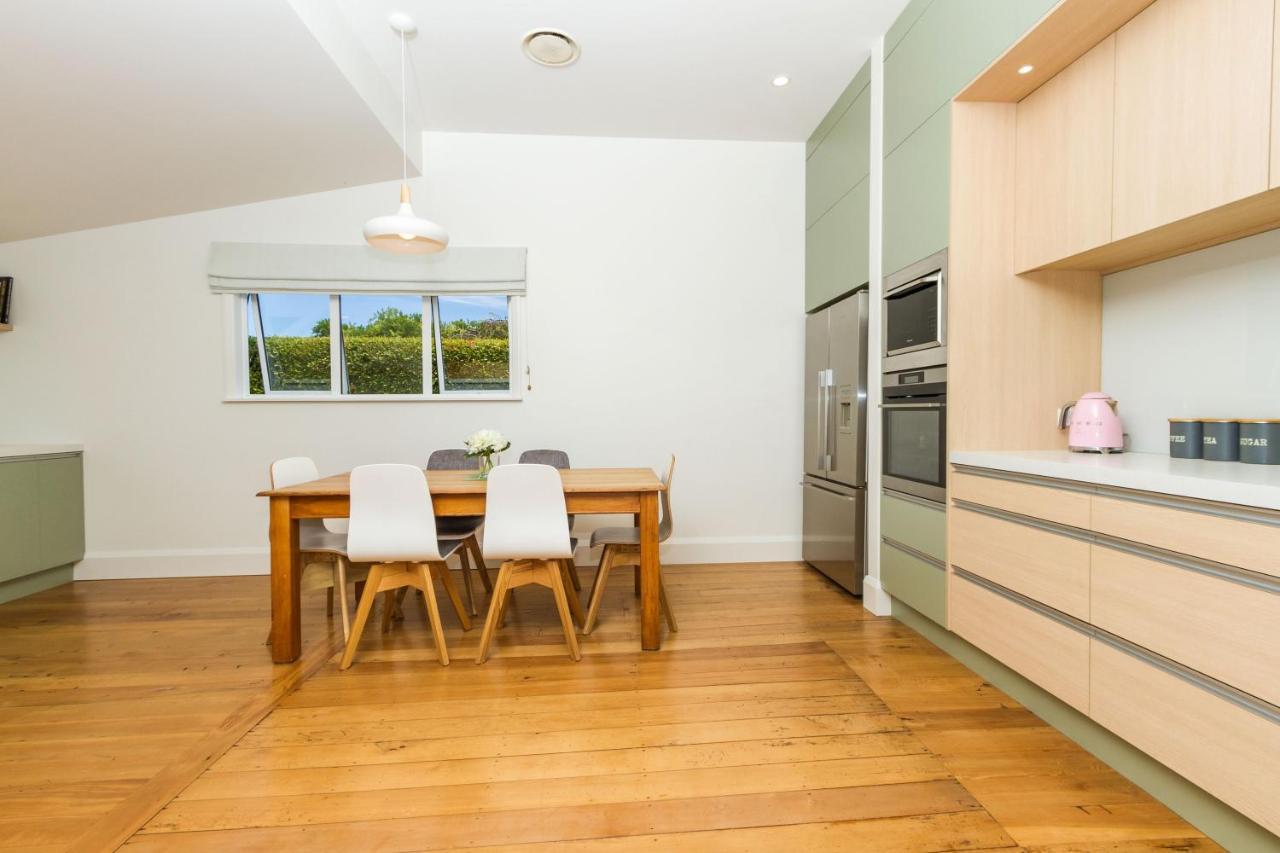 Corokia Villa Richmond Kültér fotó